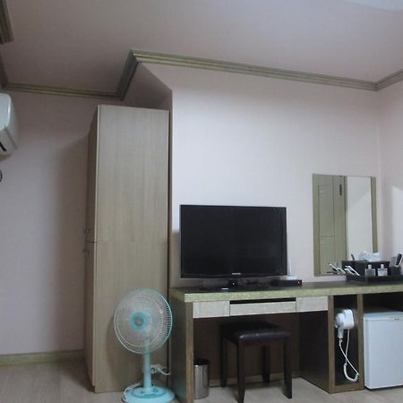 Moiri Guesthouse Yeosu Exterior photo