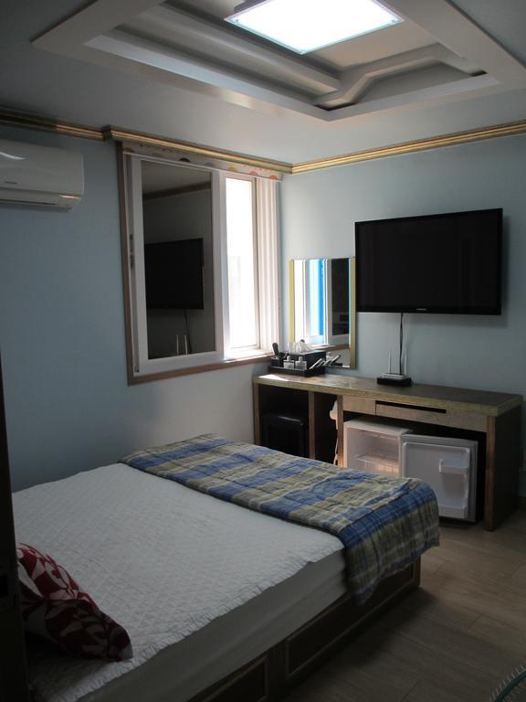 Moiri Guesthouse Yeosu Exterior photo